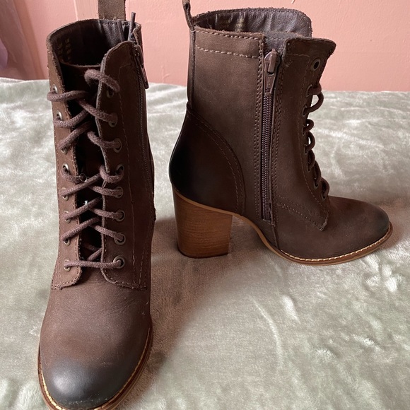 Steve Madden booties - Picture 1 of 4